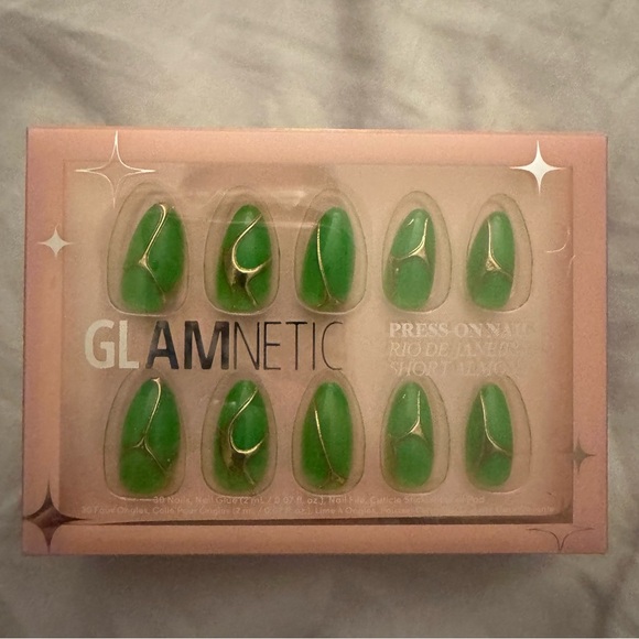 Glamnetic Green Press-On Nails - Picture 1 of 3